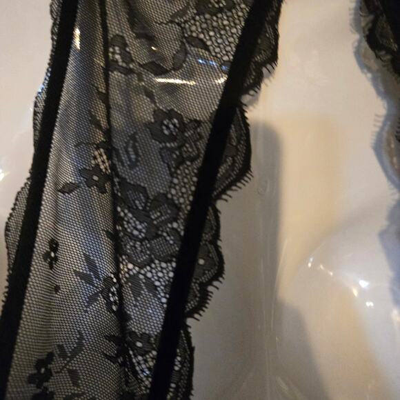 Abercrombie & Fitch Black‎ Mini Dress Lace Back Sexy Witchy Whimsigoth Y2k Sz 2 - Picture 7 of 11